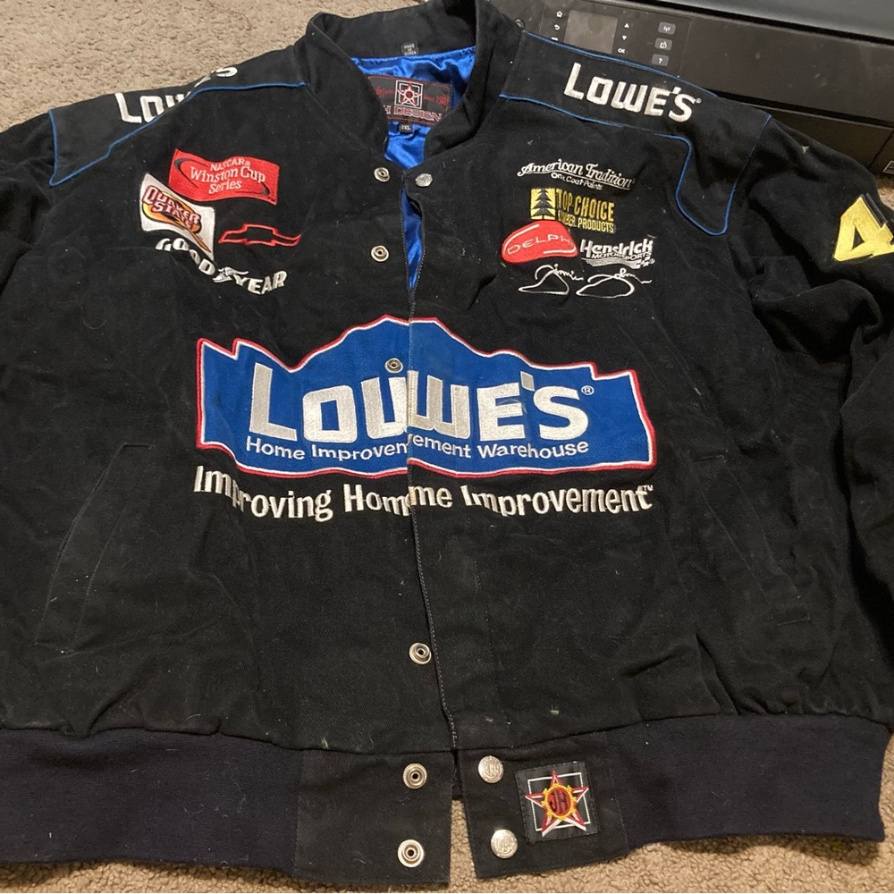 mens sz 2XL JH design-nascar #48 jimmie
johnson jacket.  slight stain on one arm